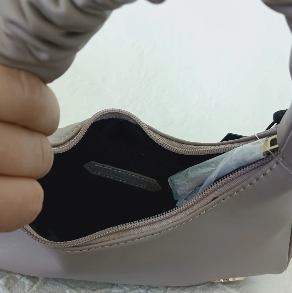 Kendall & Kylie Blush Hobo Bag Gold Accents Scrunch Handle Small Nude Lavender